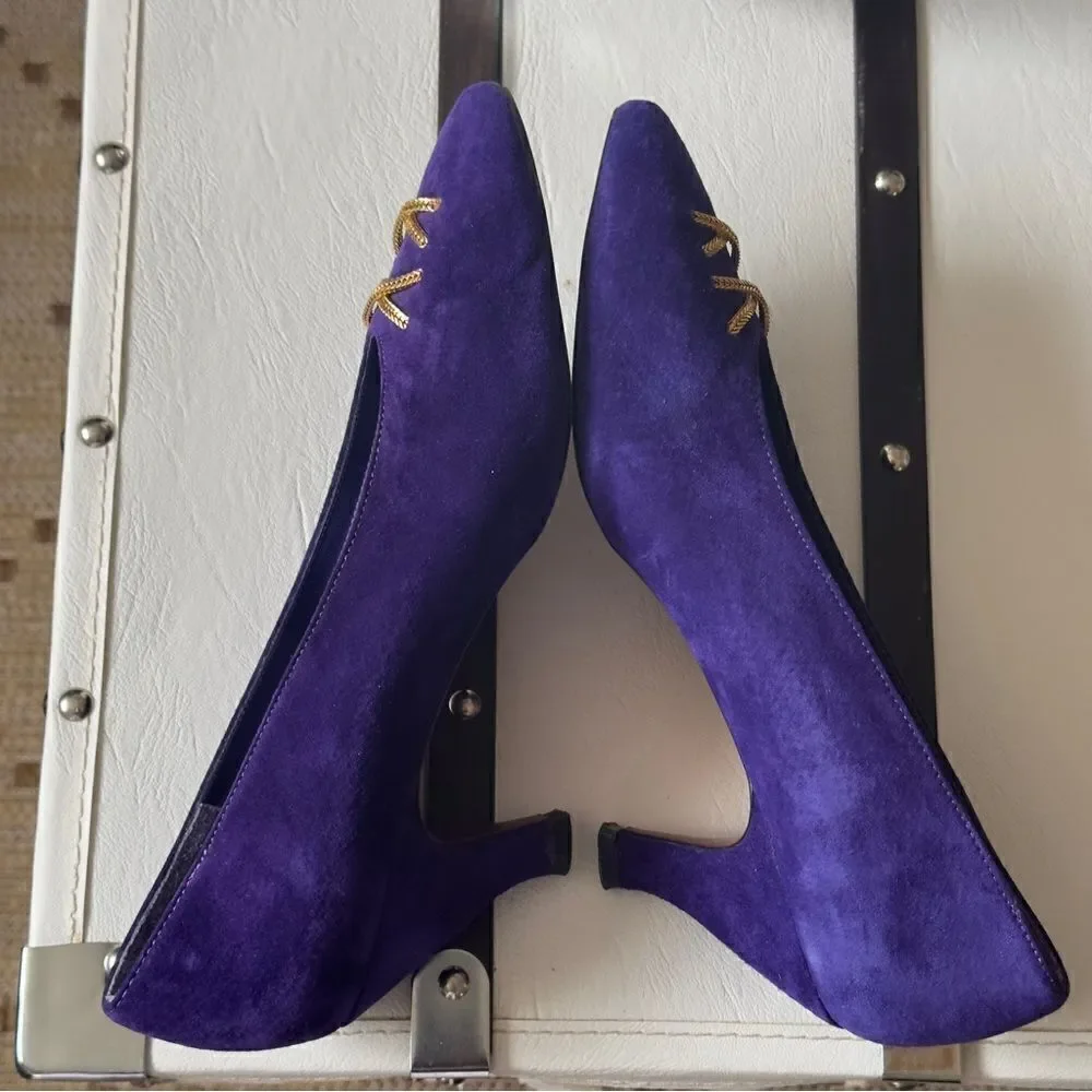 Carriage Court Vintage Blanche Purple Suede Upper Kitten Heel Shoes Size 6.5
